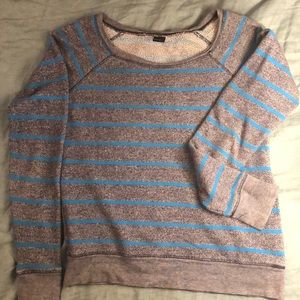 Nollie Sweat shirt by Pac Sun